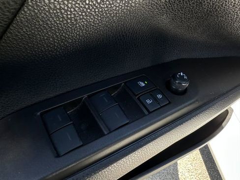 Used 2021 Toyota Camry LE w/ Audio Upgrade Package image 13