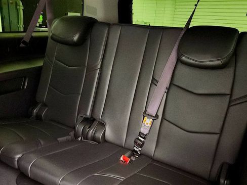Used 2015 Cadillac Escalade ESV Premium AWD/4WD image 23