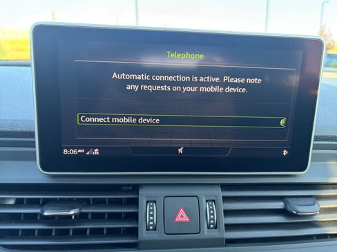 Used 2020 Audi Q5 e Premium Plus w/ Premium Plus Package AWD/4WD image 26