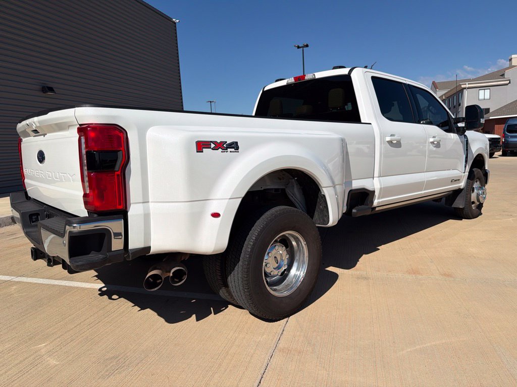 Used 2026 Ford F350 Lariat w/ FX4 Off-Road Package AWD/4WD image 3