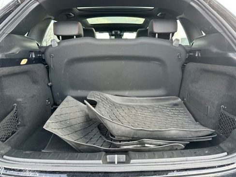 Used 2023 Mercedes-Benz GLA 250 4MATIC w/ AMG Line Exterior image 11