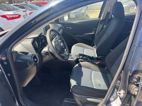 Used 2018 Toyota Yaris iA image 8
