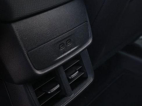 New 2026 Chevrolet Equinox LT w/ Safety and Technology Package FWD image 38