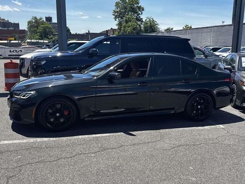 Used 2023 BMW 540i xDrive w/ M Sport Package AWD/4WD image 7