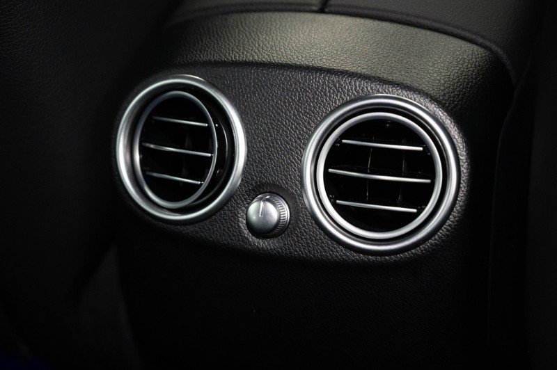Used 2020 Mercedes-Benz GLC 300 image 18