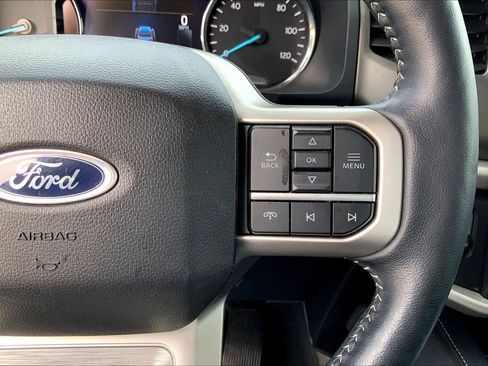 Certified 2023 Ford Expedition XLT image 25