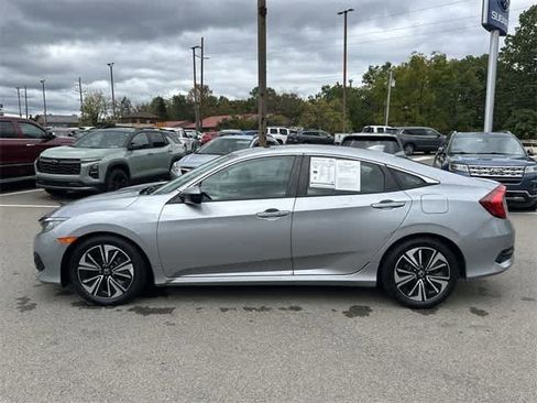 Used 2016 Honda Civic EX-T image 2