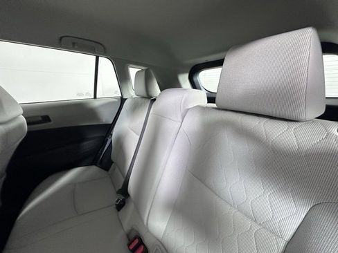 Used 2023 Toyota Corolla Cross L image 16