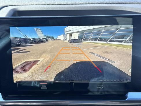 Used 2025 GMC Sierra 1500 SLT image 27