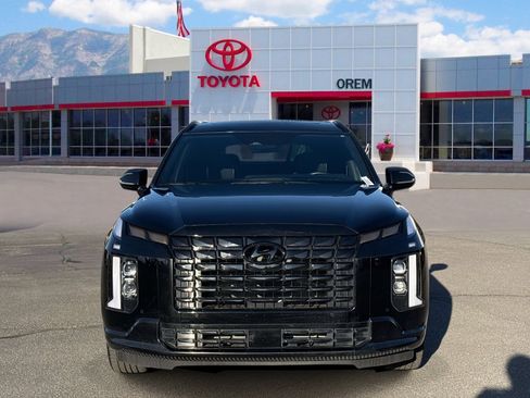 Used 2025 Hyundai Palisade Calligraphy image 2