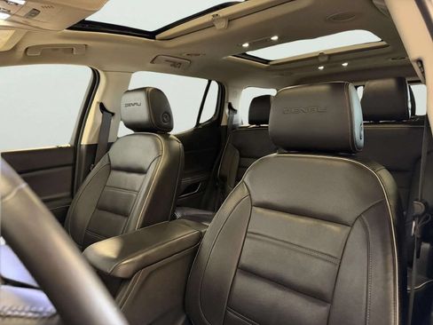Used 2018 GMC Acadia Denali w/ Technology Package AWD/4WD image 15