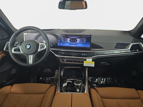 New 2026 BMW X5 xDrive40i w/ M Sport Package AWD/4WD image 12