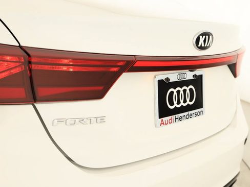 Used 2020 Kia Forte LXS FWD image 34