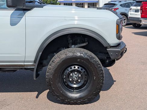 Used 2023 Ford Bronco 2-Door AWD/4WD image 9