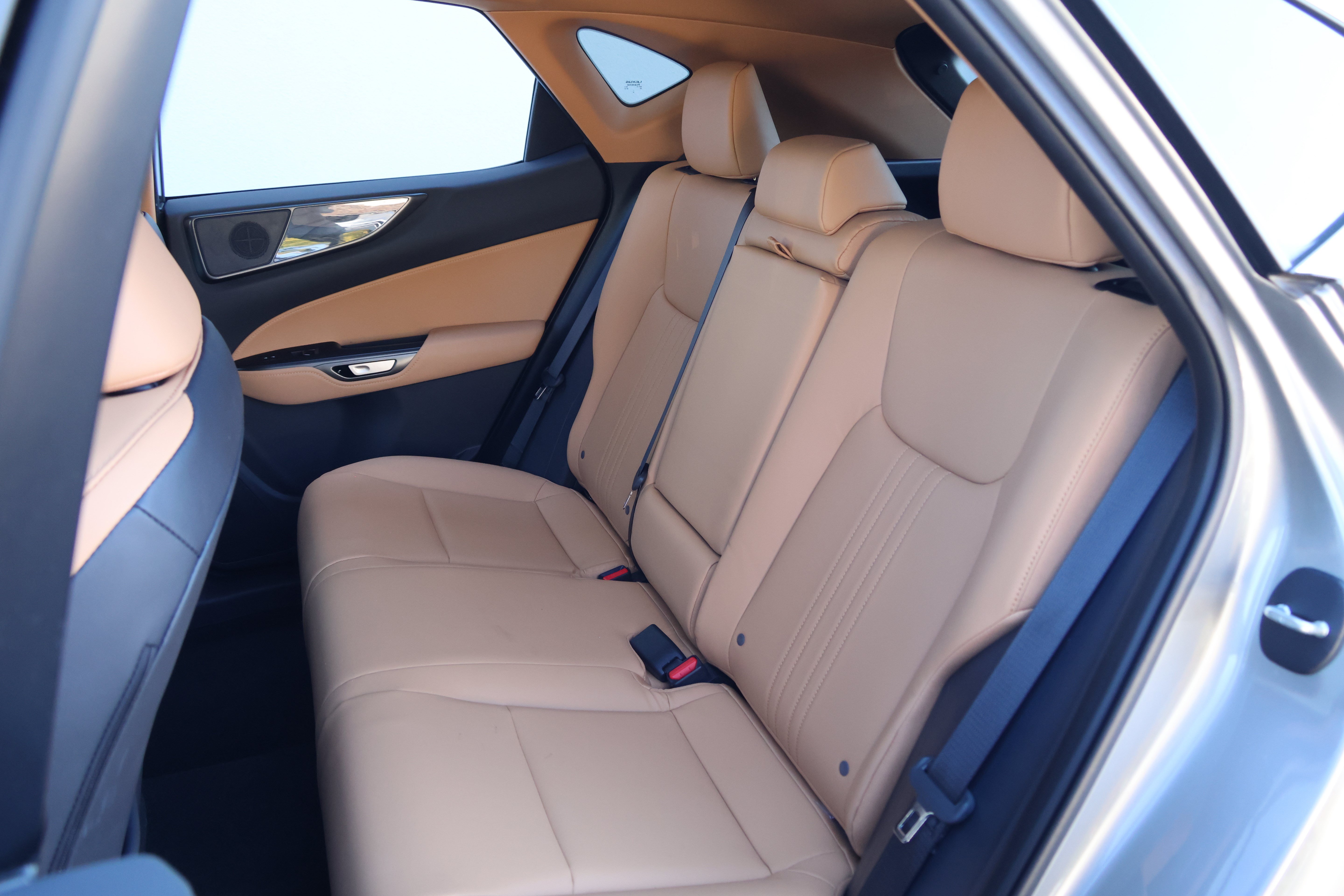 Used 2025 Lexus NX 350 AWD w/ Premium Package image 38