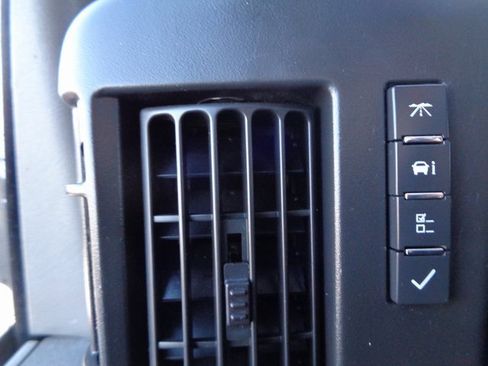 Used 2017 GMC Savana 2500 image 14