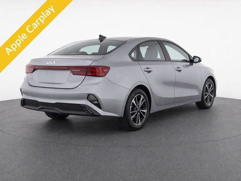 Used 2024 Kia Forte LXS FWD image 3