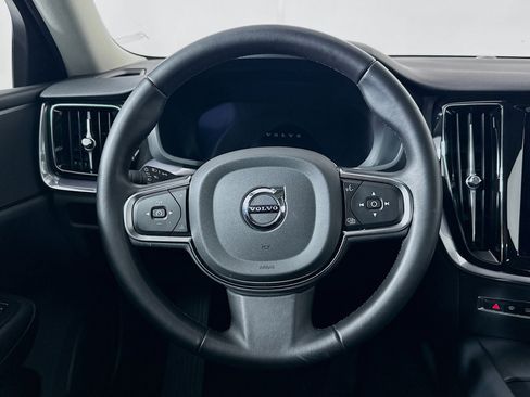 Used 2024 Volvo S60 B5 Core image 18