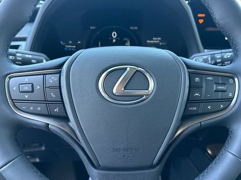 New 2026 Lexus UX 300h FWD image 21