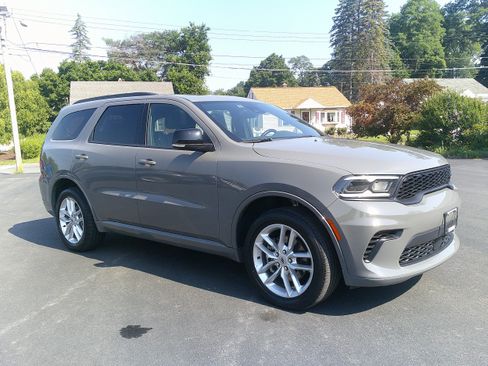 Used 2024 Dodge Durango GT AWD/4WD image 12