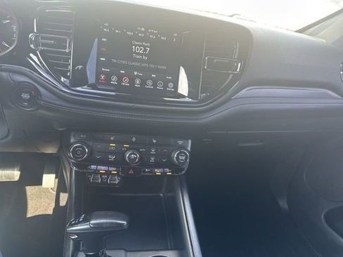 Used 2022 Dodge Durango GT image 29
