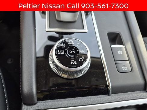 New 2026 Nissan Rogue SL AWD/4WD image 27