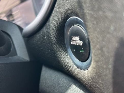 Used 2025 Chevrolet Malibu LT FWD image 21