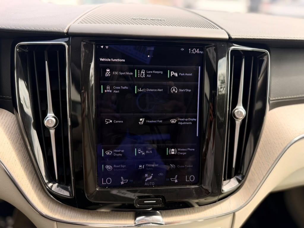 Used 2021 Volvo XC60 T6 Inscription w/ Advanced Package AWD/4WD image 38