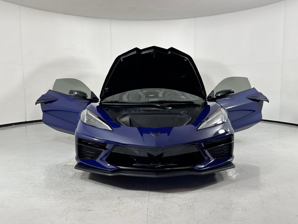 Used 2026 Chevrolet Corvette Stingray Coupe w/ Z51 Performance Package RWD image 27