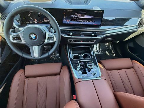 New 2027 BMW X7 xDrive40i w/ Executive Package AWD/4WD image 17