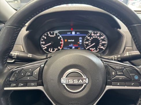 Used 2023 Nissan Altima 2.5 SL AWD/4WD image 18