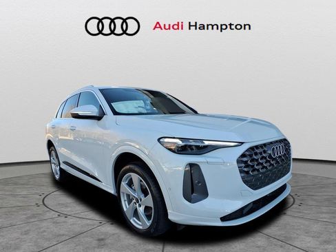 Used 2025 Audi Q5 Premium Plus AWD/4WD image 3