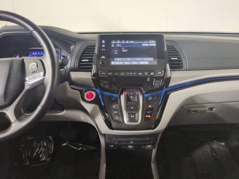 Used 2024 Honda Odyssey Touring image 17