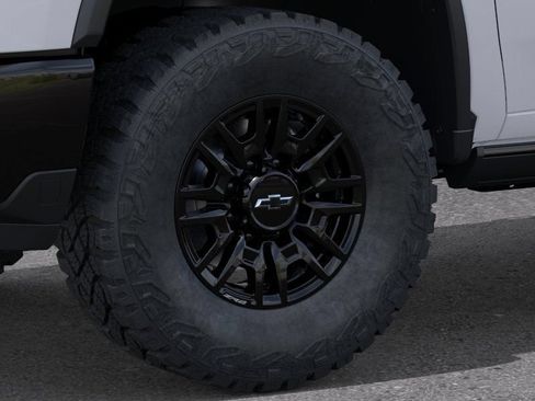 New 2026 Chevrolet Silverado 2500 ZR2 w/ LPO, Dark Essentials Package AWD/4WD image 9