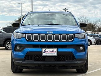 Used 2022 Jeep Compass Latitude video 2