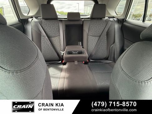 Used 2024 Toyota RAV4 XLE FWD image 30