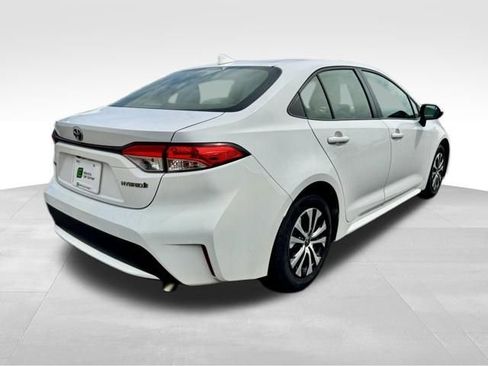 Used 2022 Toyota Corolla LE image 7