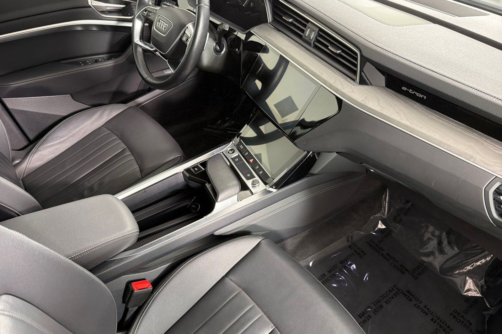 Used 2024 Audi Q8 e-tron Premium AWD/4WD image 15