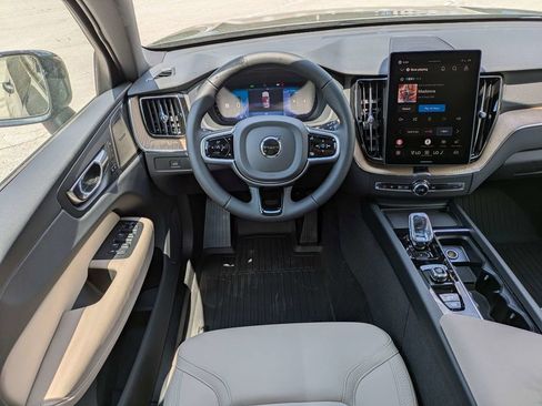 New 2026 Volvo XC60 B5 Plus w/ Protection Package Premier AWD/4WD image 19