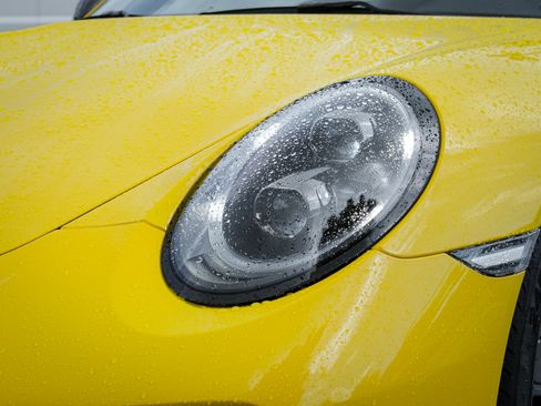 Used 2018 Porsche 911 Carrera T RWD image 7