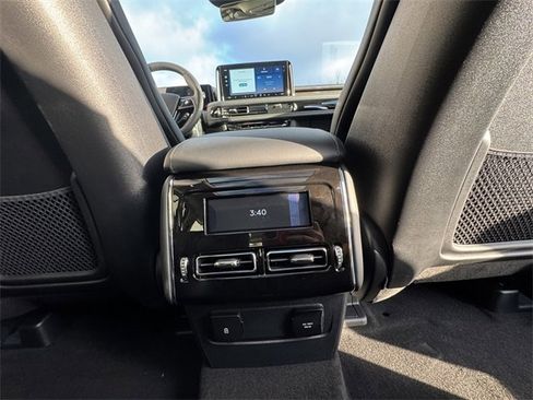 New 2026 Lincoln Aviator Reserve image 17