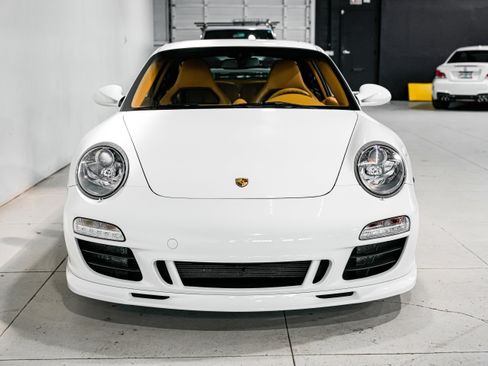 Used 2011 Porsche 911 Carrera GTS image 5