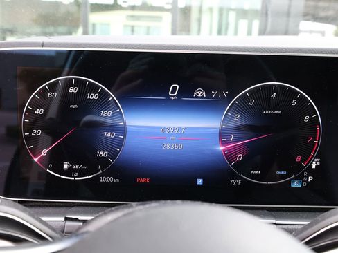 Used 2025 Mercedes-Benz GLS 450 4MATIC image 47