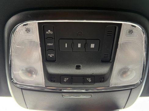 Used 2023 Dodge Charger R/T w/ Daytona Edition Group RWD image 17