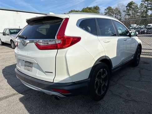 Used 2017 Honda CR-V Touring image 4