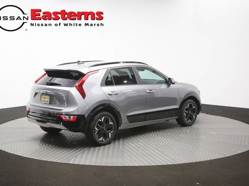 Used 2024 Kia Niro Wind w/ Wind Preserve Package FWD image 37