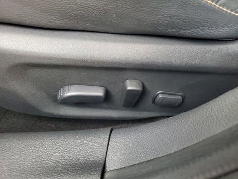 Used 2022 Nissan Sentra SR w/ SR Premium Package FWD image 20