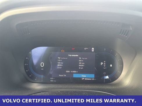 Certified 2025 Volvo XC60 B5 Plus image 19