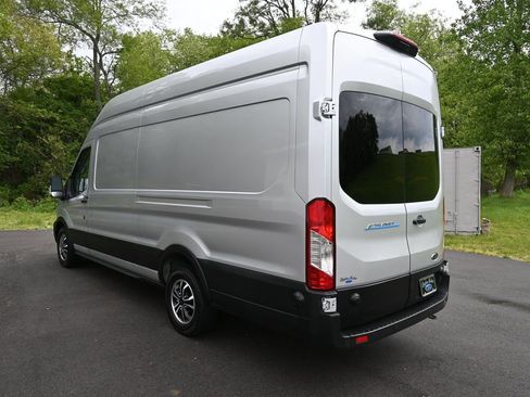 Used 2025 Ford E-Transit 148 High Roof Extended w/ Load Area Protection Package RWD image 5