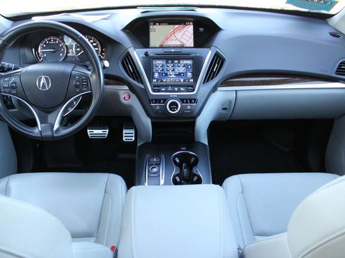 Used 2017 Acura MDX SH-AWD w/ Technology Package image 2